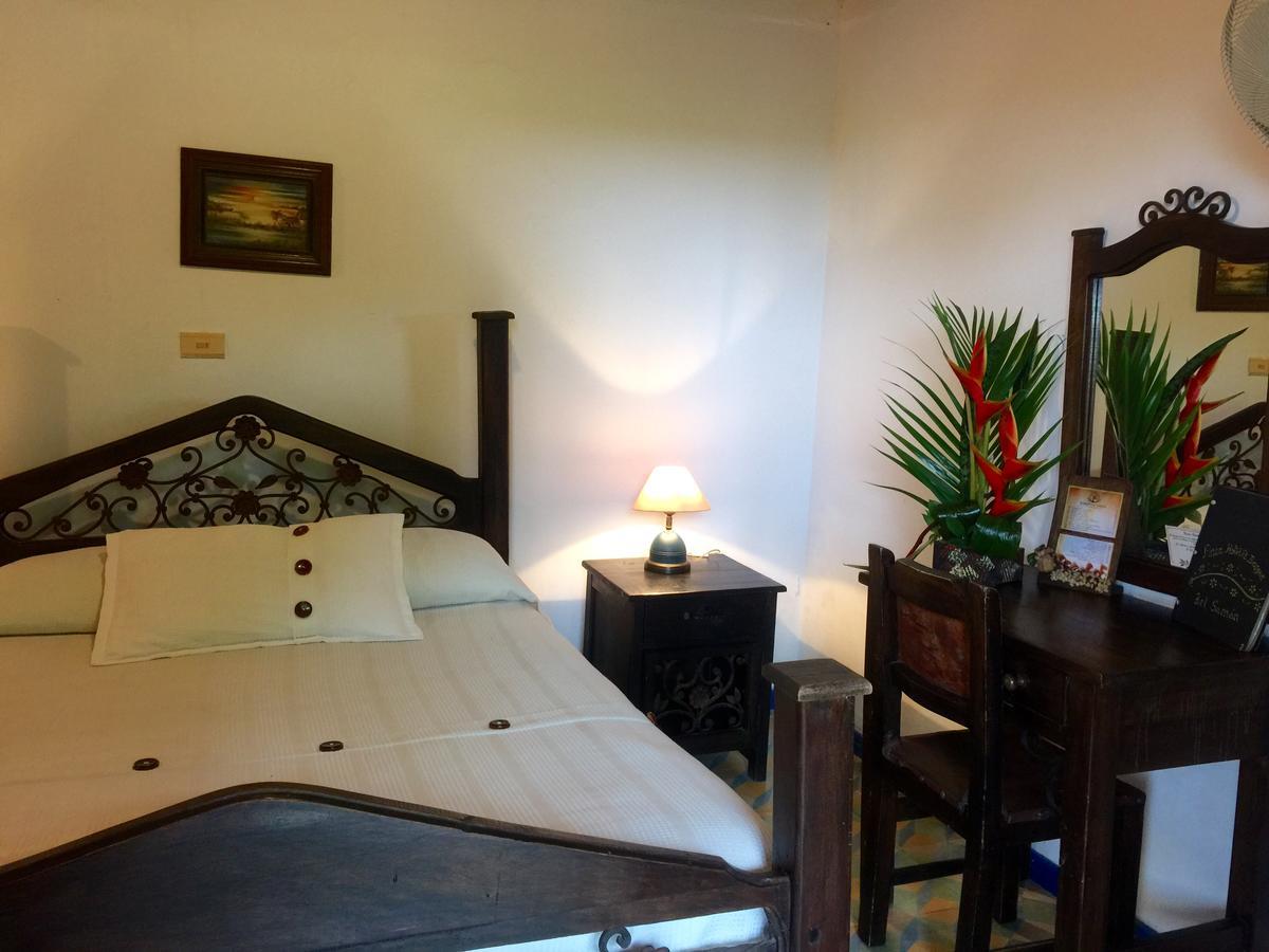 Hotel Bosques Del Saman Alcala 金巴亚 外观 照片