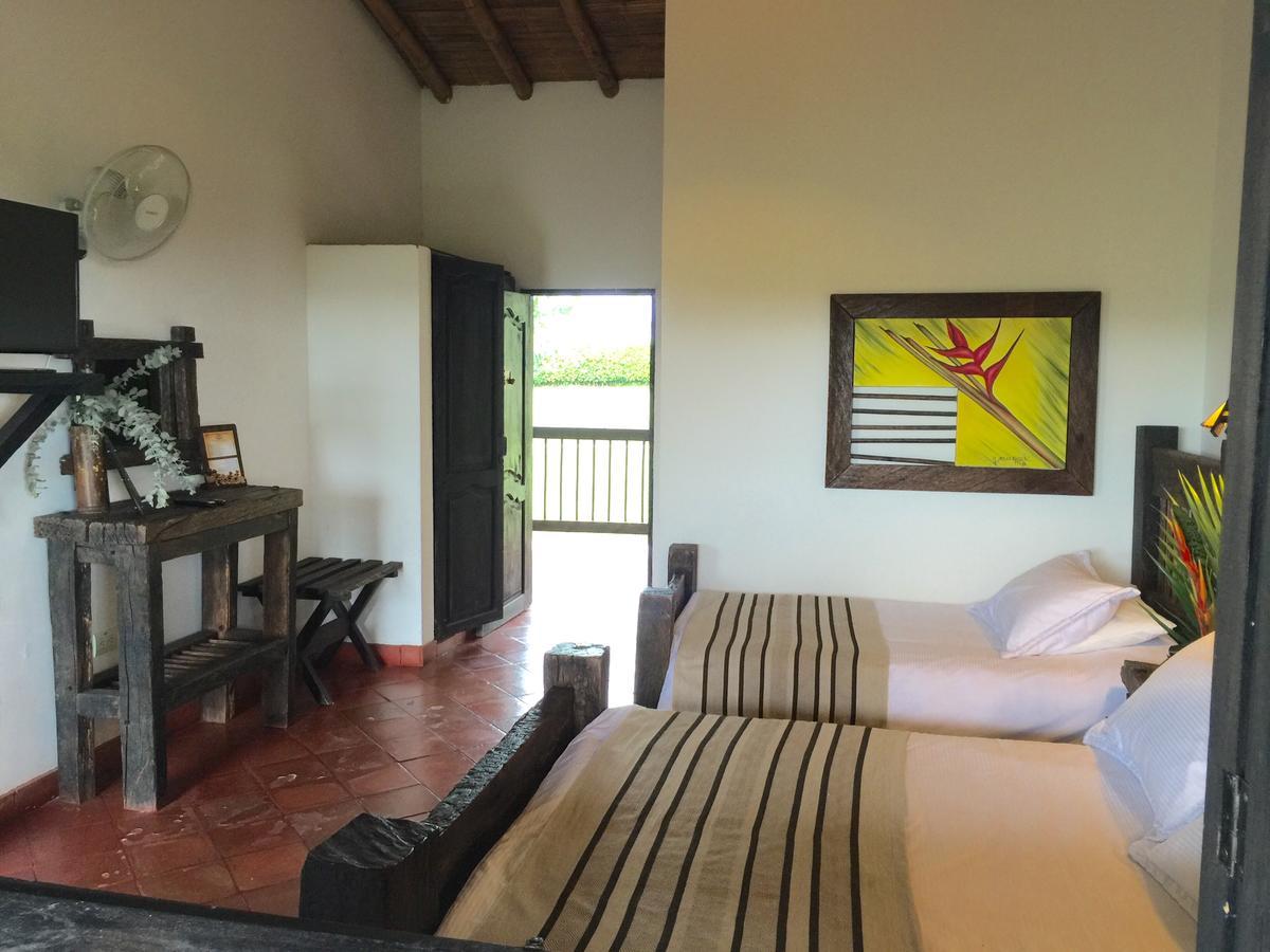 Hotel Bosques Del Saman Alcala 金巴亚 外观 照片