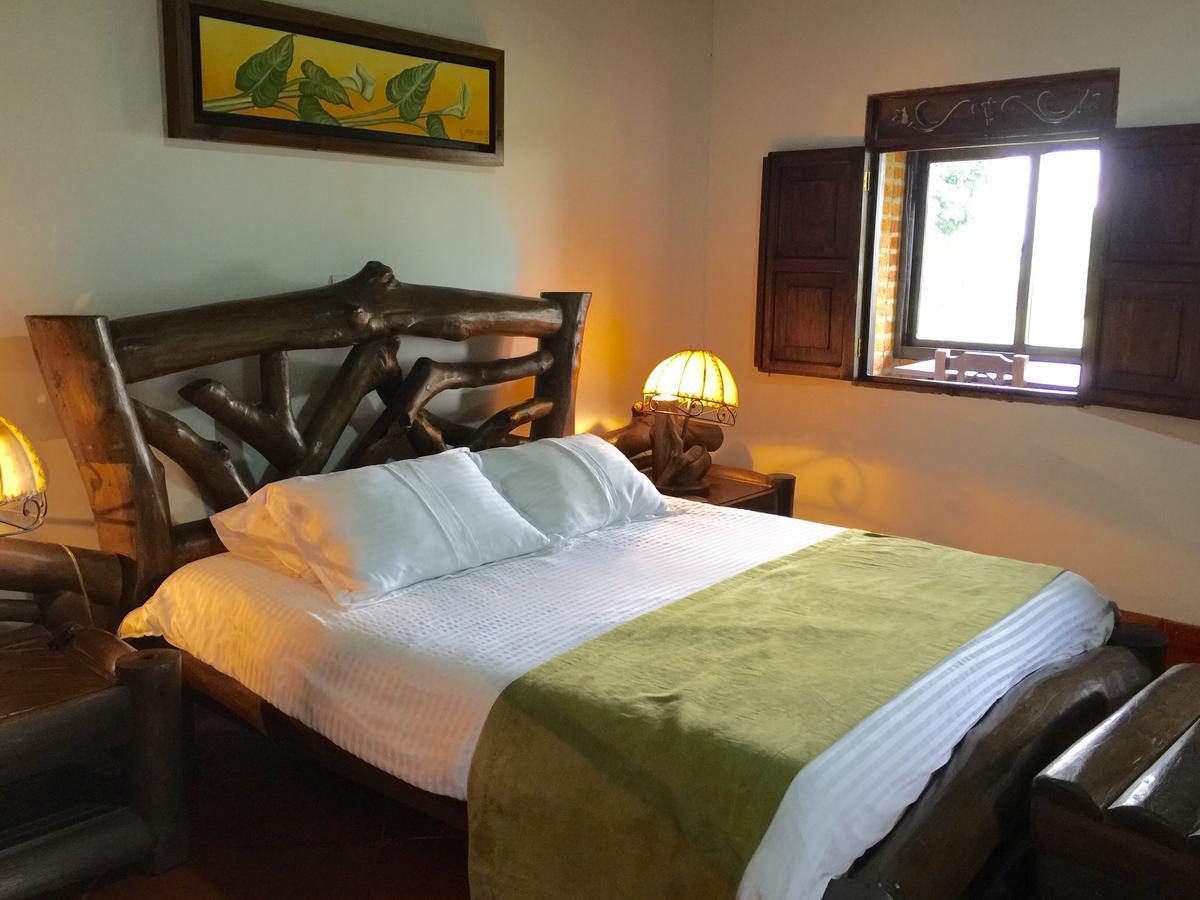 Hotel Bosques Del Saman Alcala 金巴亚 外观 照片